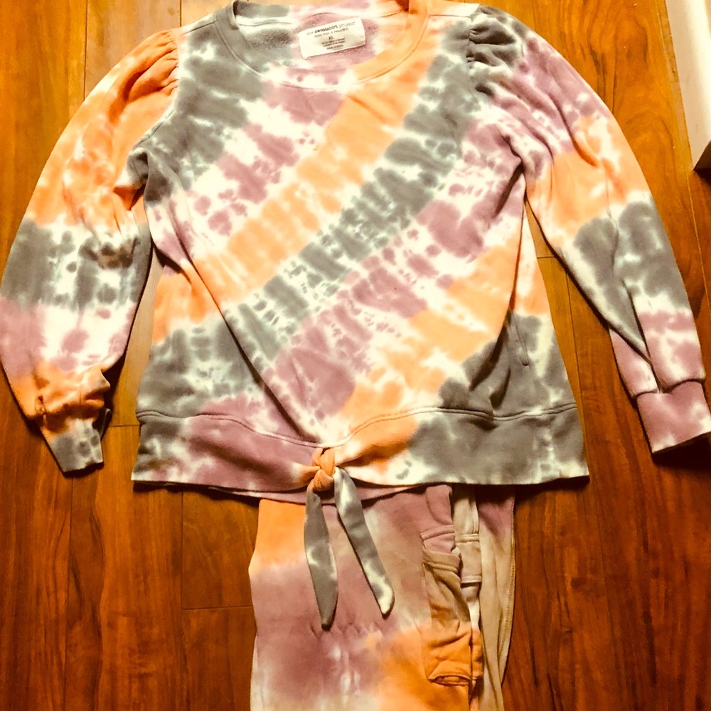 Tie Dye Sweatsuit.  Washed but never worn!